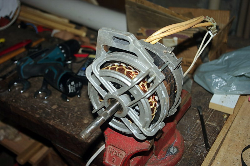 Motor 02_a.JPG