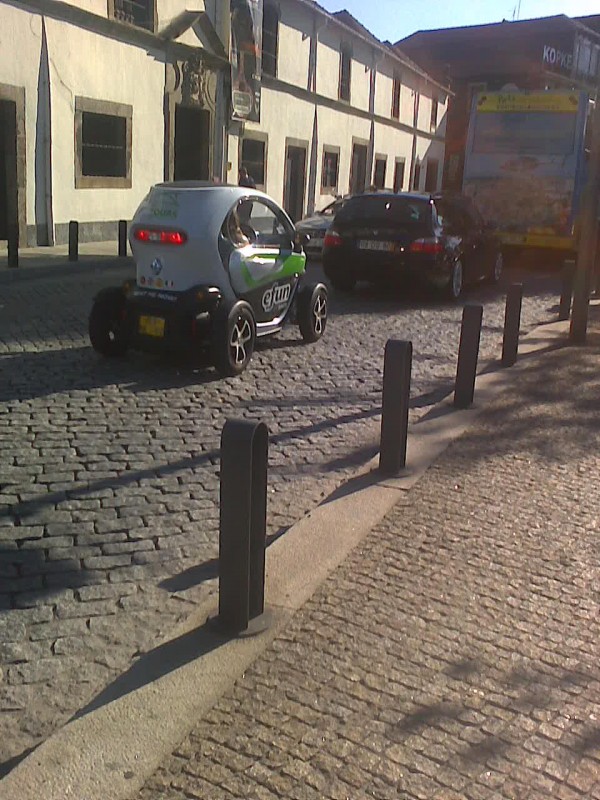 a seguir apanhei-o já no transito