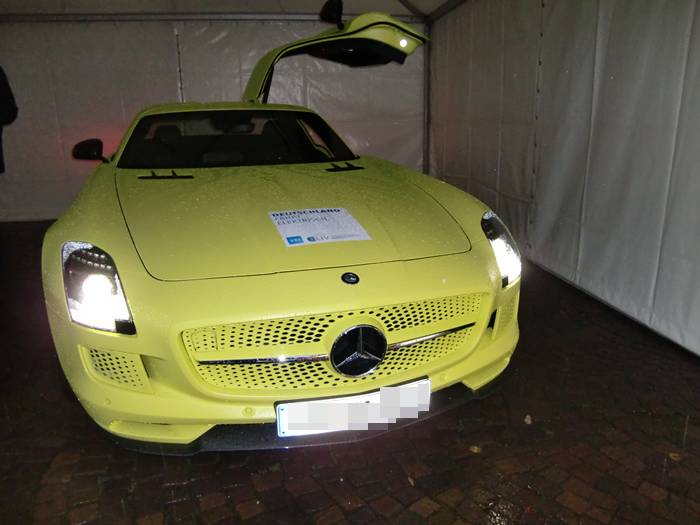 mercedesss.JPG