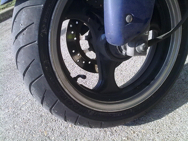Pneu ft Brigestone Hoop.gif