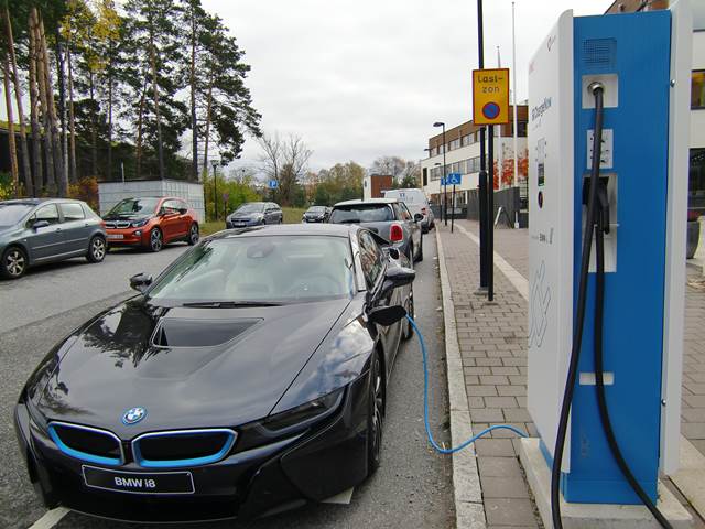 i8.JPG