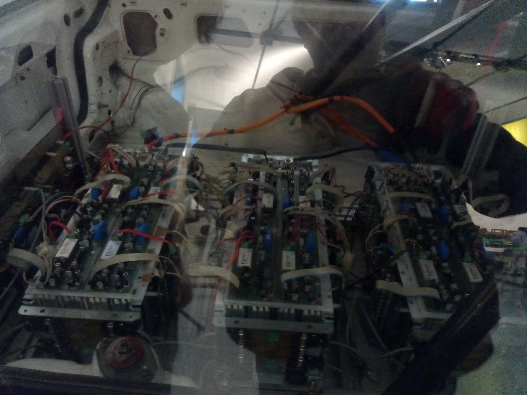 cerca de 11KW de litio
