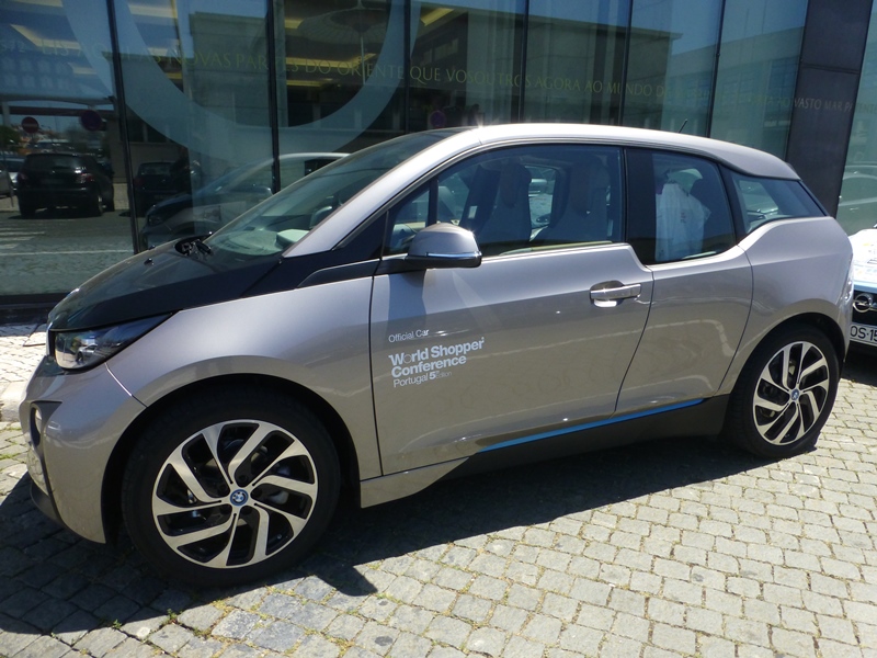 i3 carro oficial World Shopper