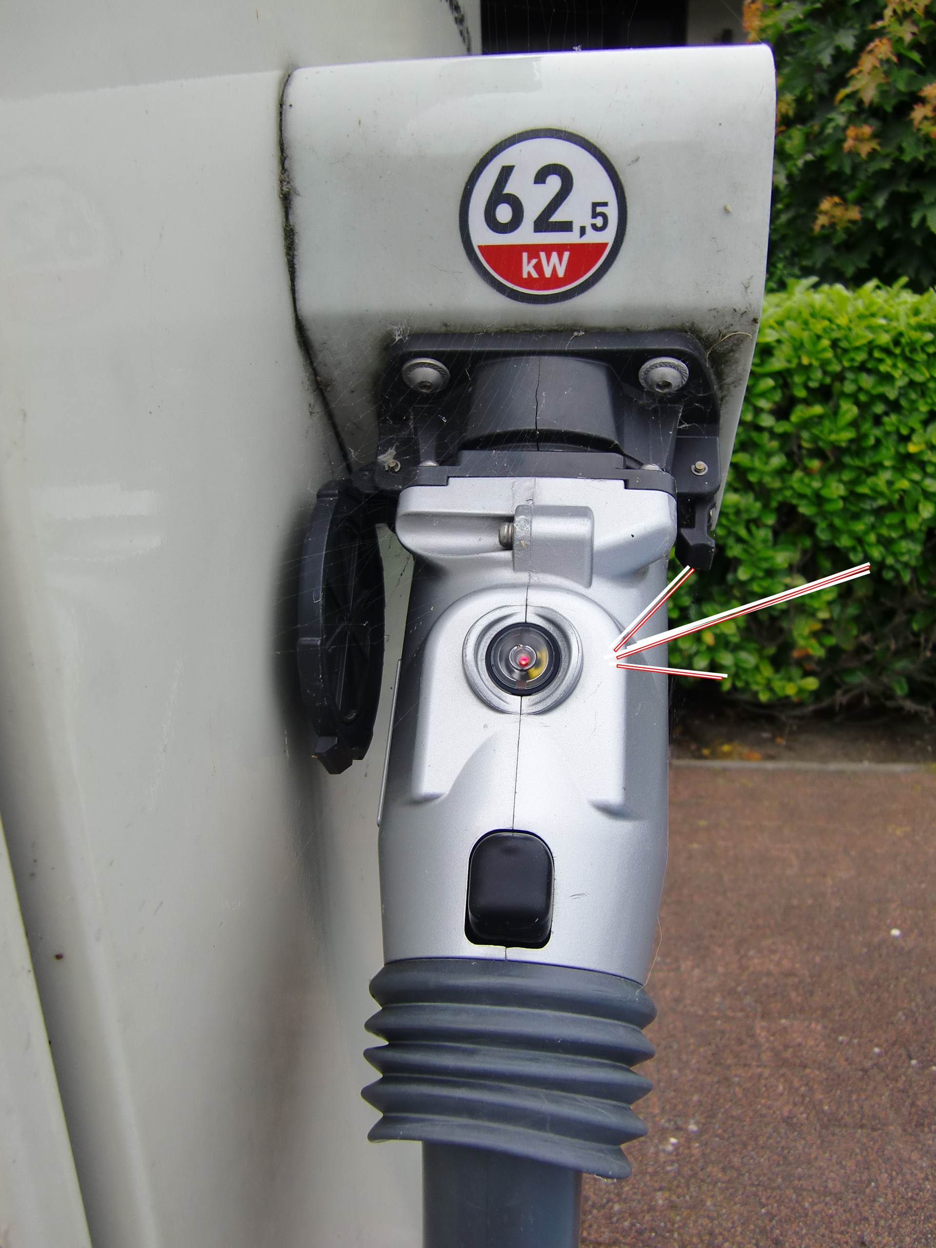 Chademo com Lock.JPG