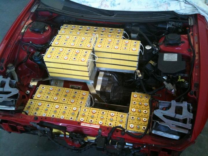 foto carro com baterias.jpg