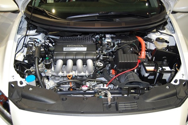 Honda-CRZ-moteur (1).jpg