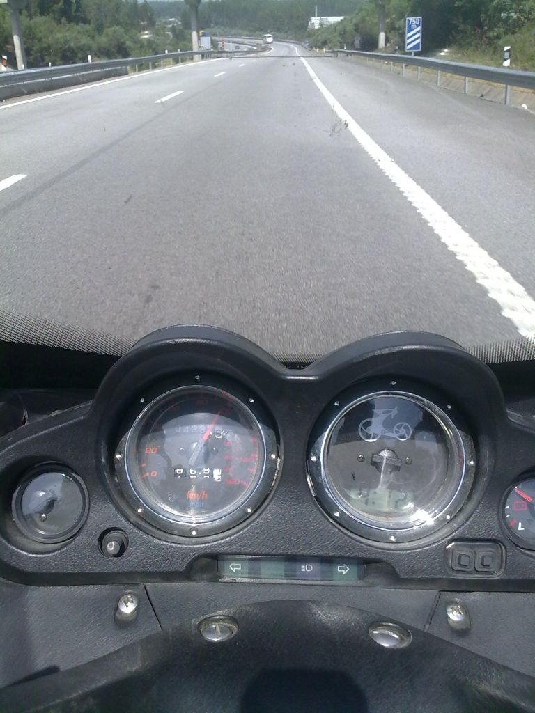 060_.jpg