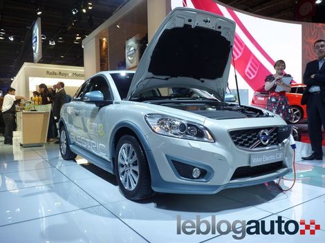 Volvo-C30-Electric-Mondial-de-lAuto-5.jpg