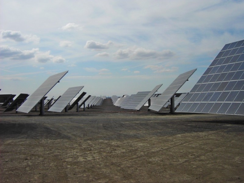 Central de 50 Mw com mais de 2500 seguidores de 104 paineis cada