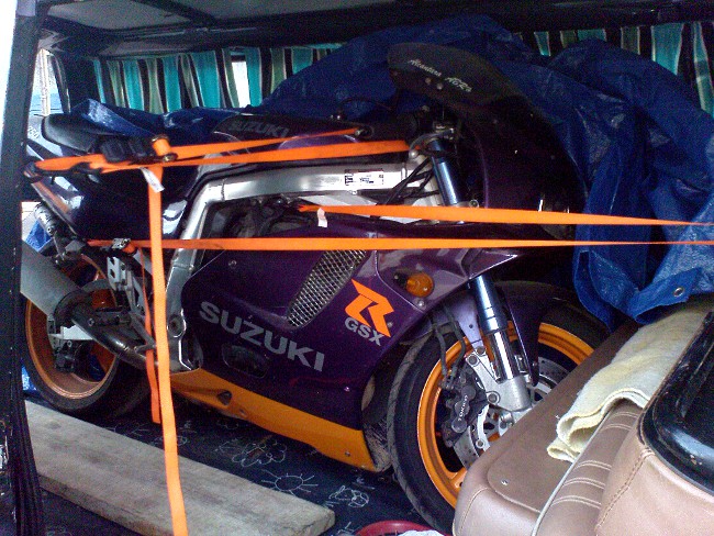 2011-01-18_Suzuki GSXR-EE_06_650px.JPG