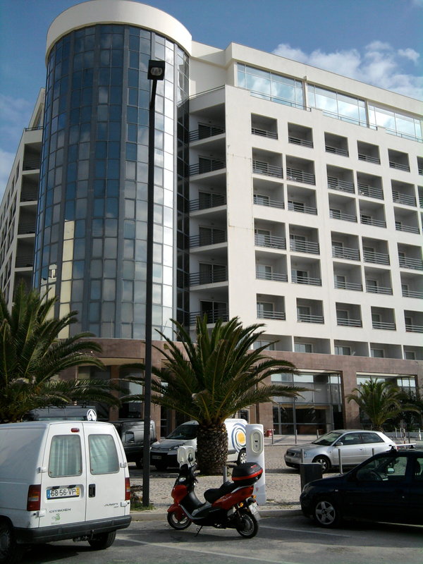 Em frente ao Hotel da Costa de Caparica -1x 3pin+ 1x 7pin