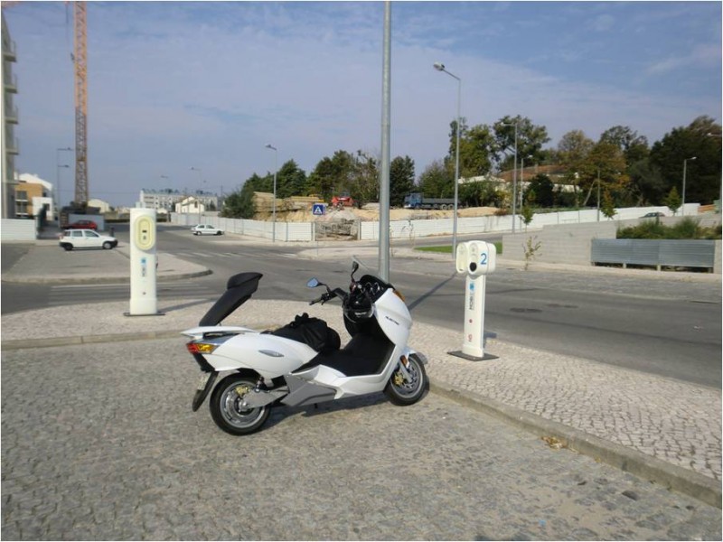 Mobie-e5.jpg