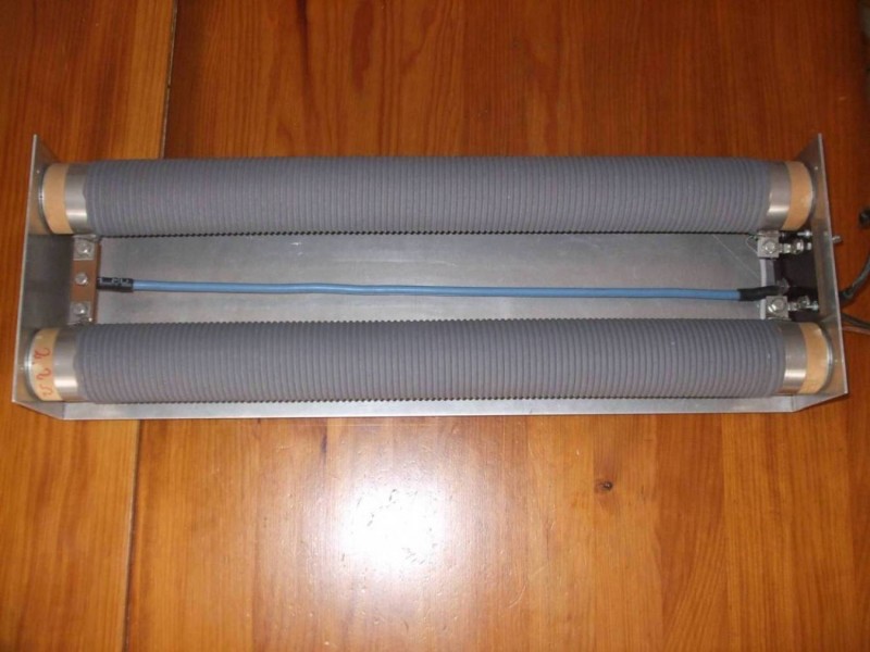 Resistencias de 2.2 Ohm 2.000W.jpg (118.09 KiB) Visto 12354 vezes Resistencias de 2.2 Ohms 2.000W